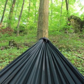 Hamac Ours noir en bois de tigre