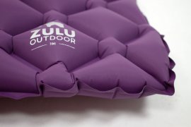 Matelas de camping gonflable Zulu Timi 5cm violet