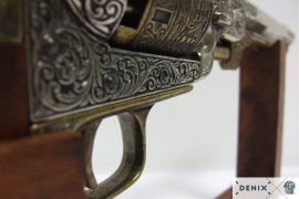 Réplique Colt Navy 1851 – laiton 4