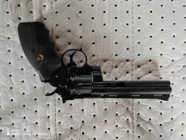 Avis : Revolver à air comprimé Umarex Colt Python 6" noir Diabolo/BB 4,5mm - 1