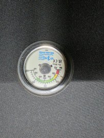 Avis : Bouteille de plongée 3l avec manomètre et flexible - 1