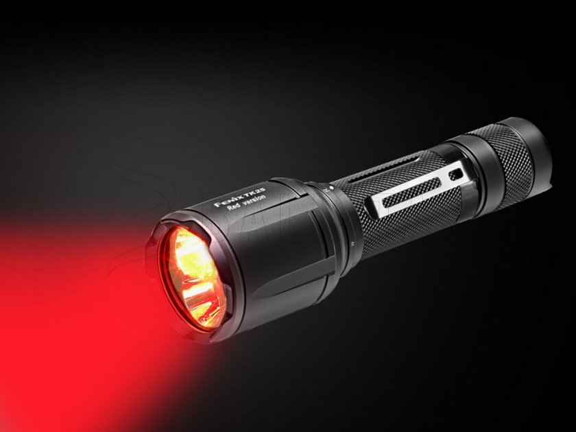 Lampe de poche LED Fenix TK25 Rouge