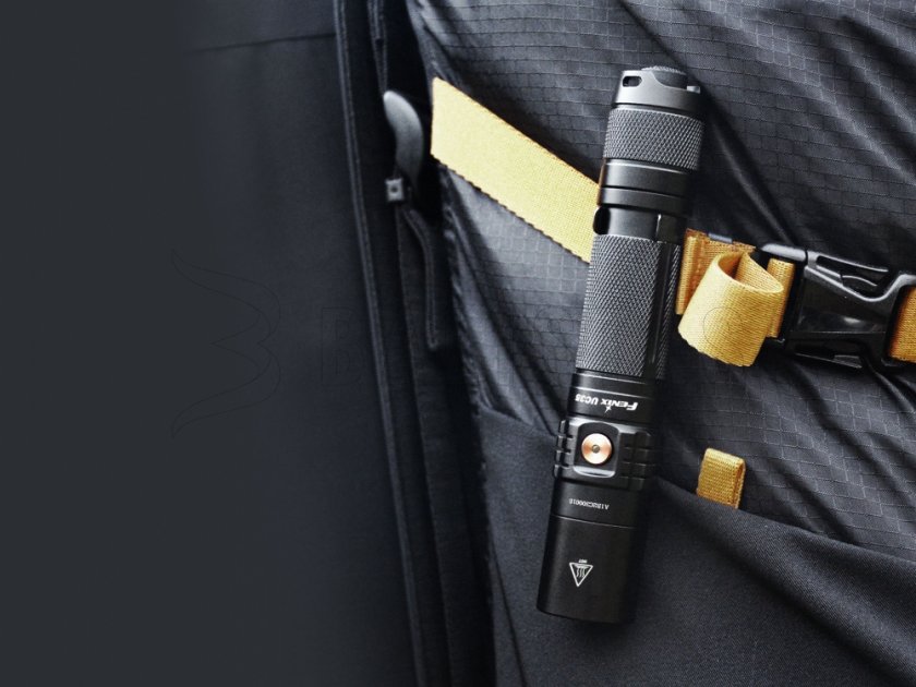 Lampe torche à diode Fenix UC35 V2.0