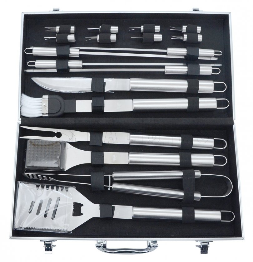 Set d’ustensiles de barbecue 18 pcs mallette ALU