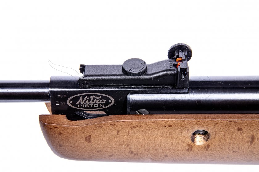 Carabine à plomb Crosman Vantage NP 4,5mm + lunette 4x32