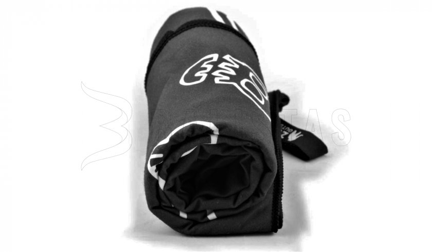 Serviette Zulu Light XL 85x150cm skulls
