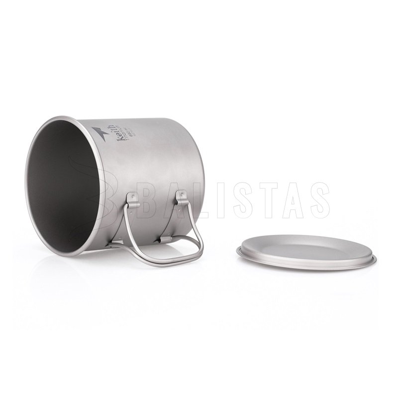 Mug Keith en titane avec couvercle 650ml