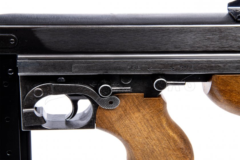 Pistolet-mitrailleur à air comprimé Umarex Legends M1A1 Thompson Legendary Full-Auto 4,5mm