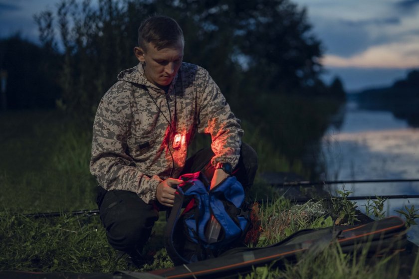 Armytek Crystal Pro lampe de poche multifonction - gris