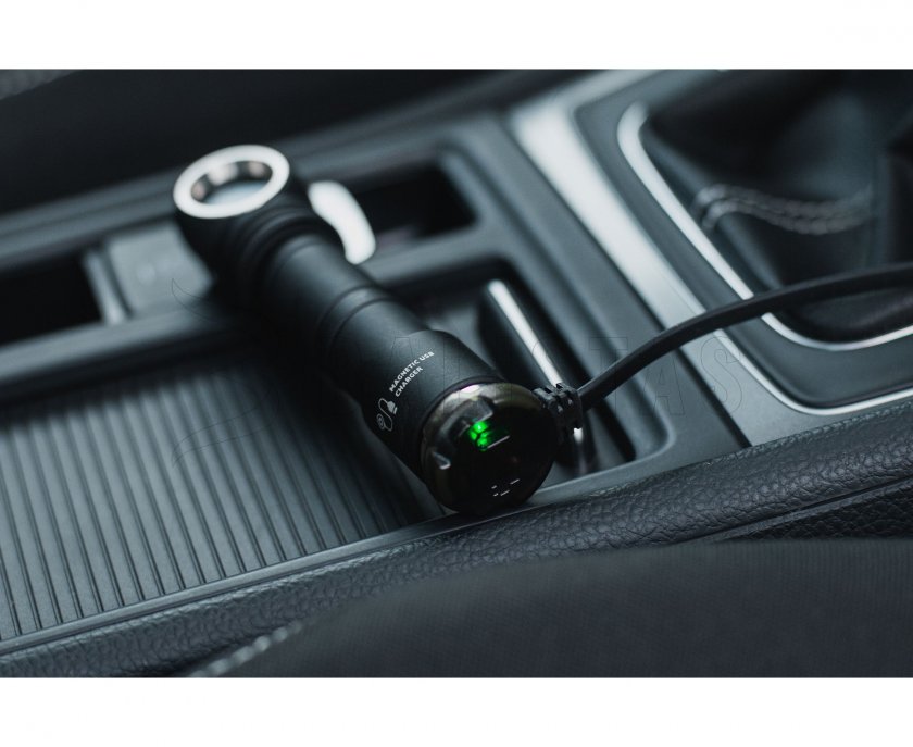 Chargeur magnétique USB Armytek AMC-02