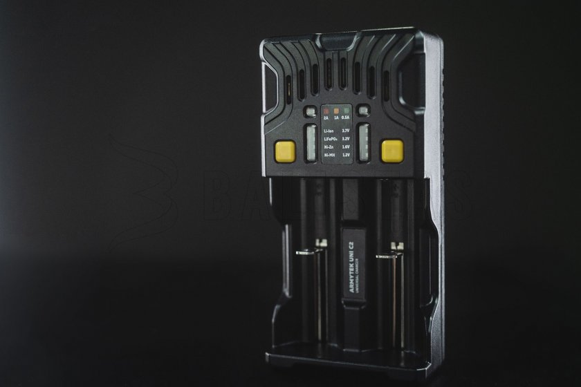 Chargeur Armytek UNI C2 plug type C